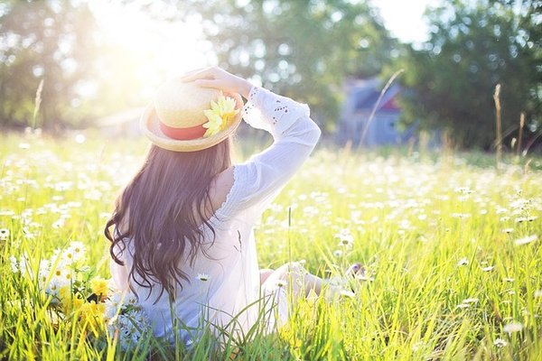 Comment s'habiller pour une soirée d'été ?